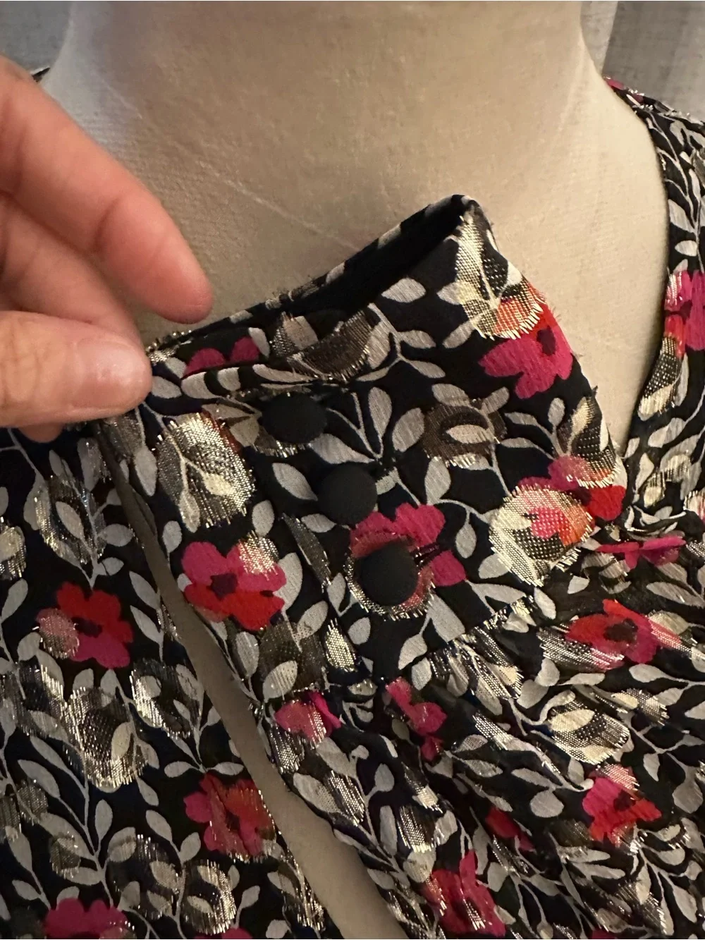 kate spade Black Floral Long Sleeve V-Neck Dress with Red Accents